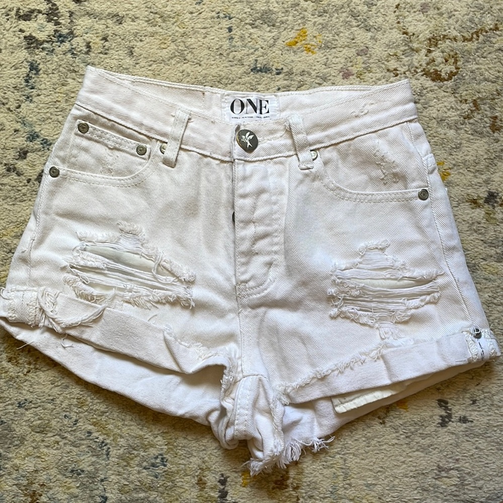 One teaspoon shorts